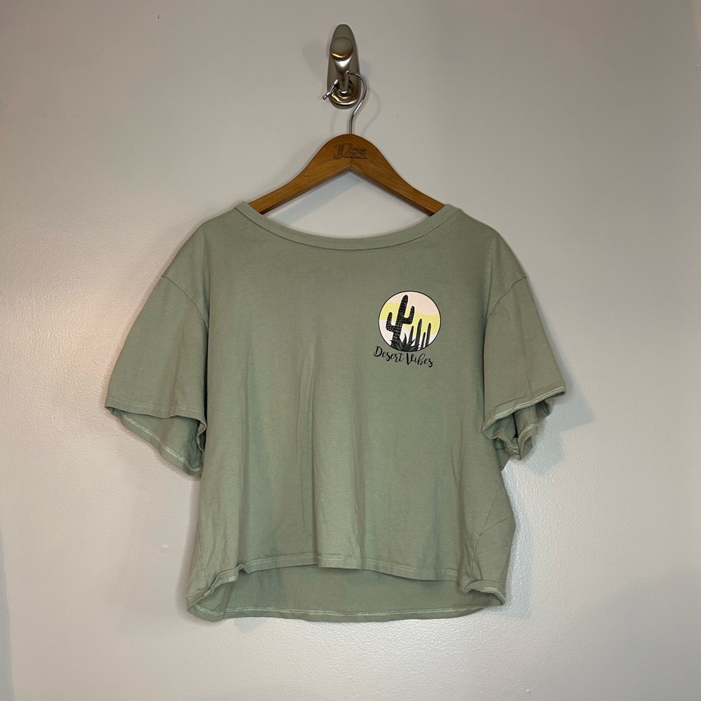 Cropped T-shirt